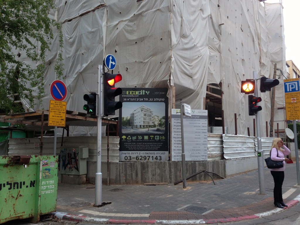 פרויקט שיפוץ מתוקף תמ"א 38, תל אביב (צילום: המעבדה לעיצוב עירוני)