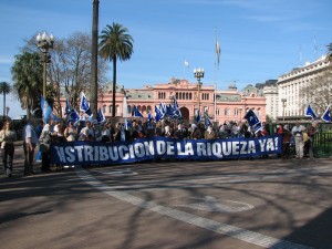 הפגנה בבואנוס איירס, ארגנטינה (צילום: טלי חתוקה)