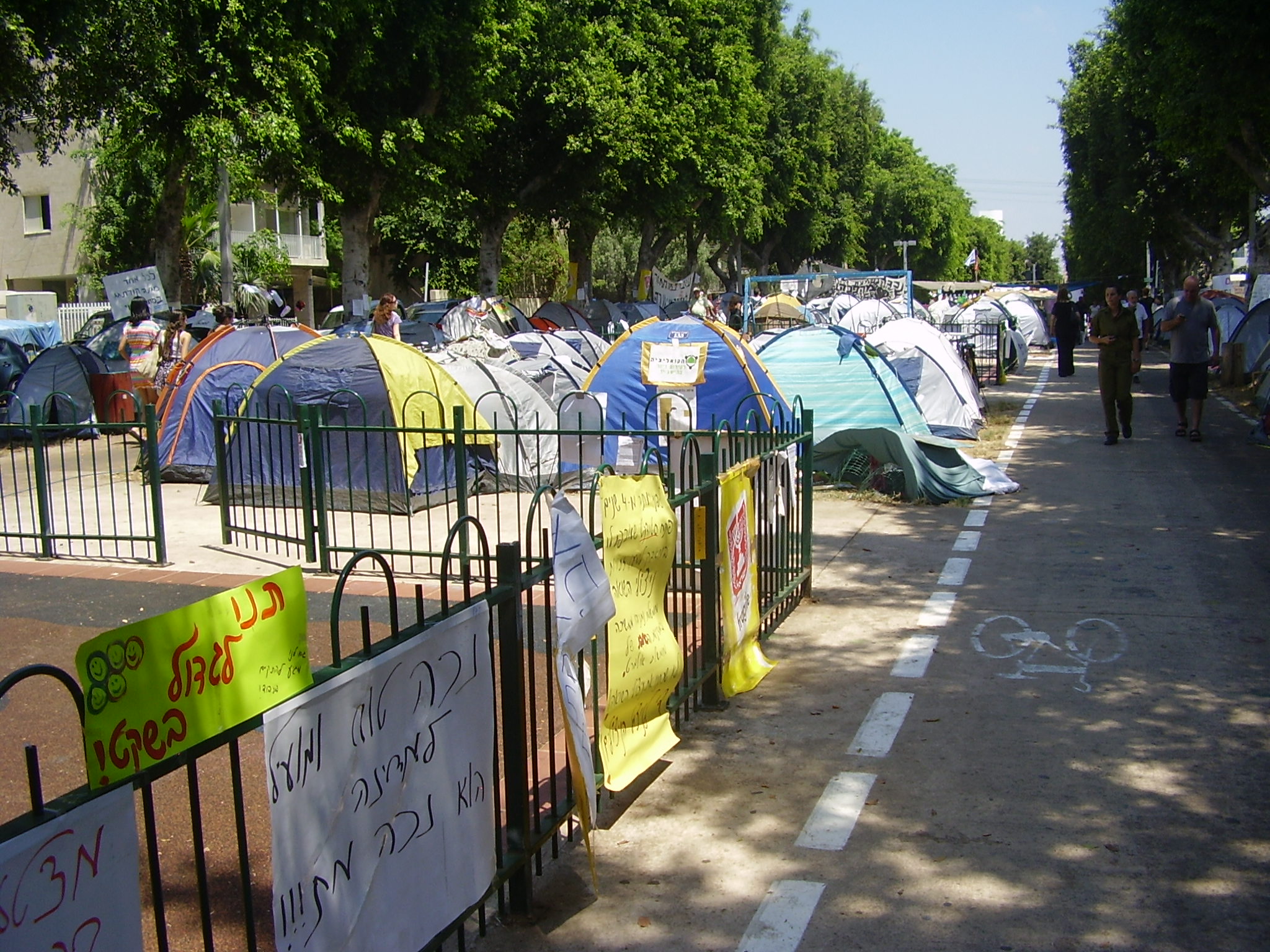 מחאת האוהלים, שדרות רוטשילד בתל אביב, 2011 (צילום: ד"ר אבישי טייכר, Wikimedia Israel)